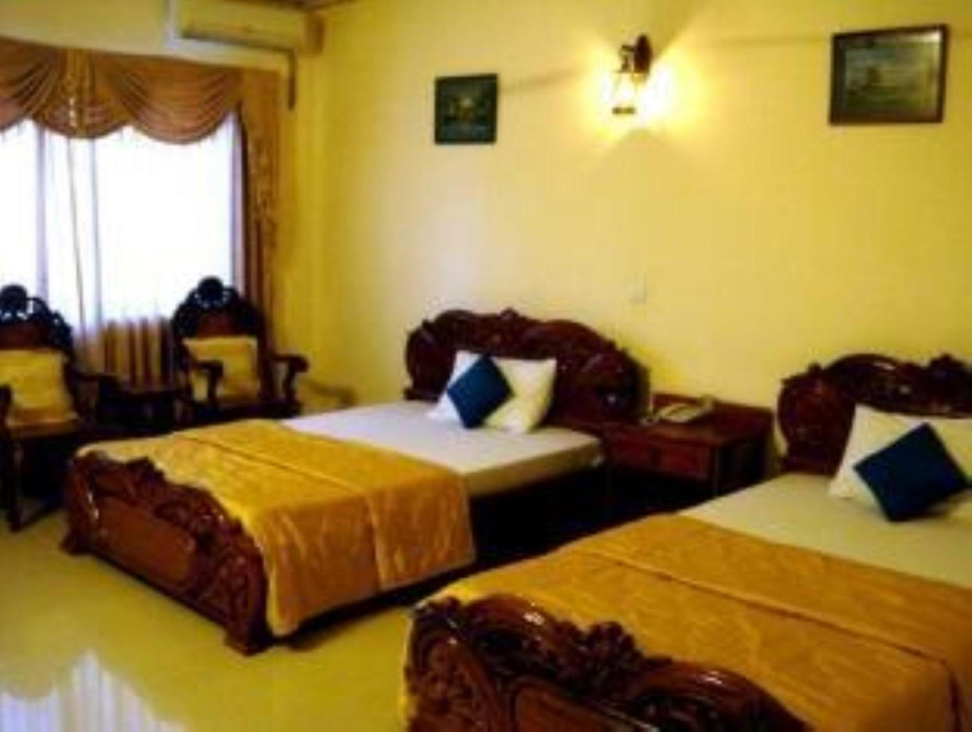Star Hotel Battambang Buitenkant foto